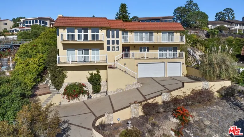 6461 Chartres Drive, Rancho Palos Verdes, California 90275