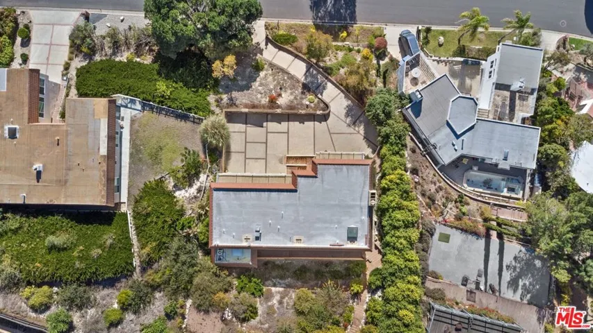 6461 Chartres Drive, Rancho Palos Verdes, California 90275