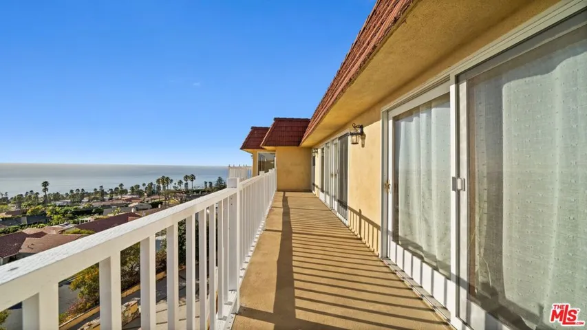 6461 Chartres Drive, Rancho Palos Verdes, California 90275