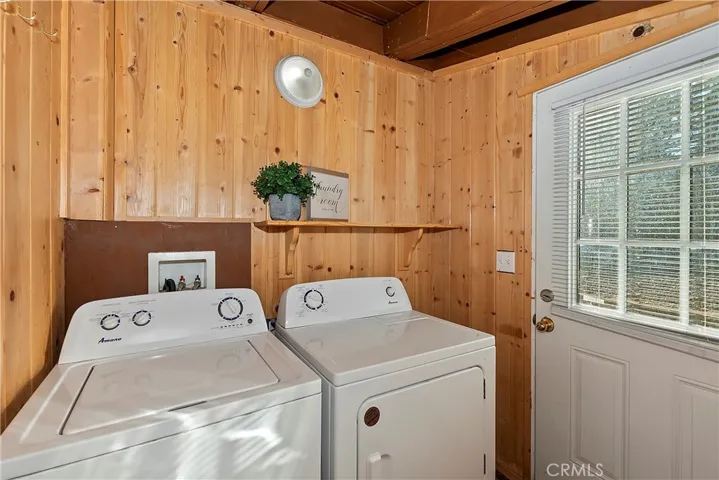 208 Muroc Drive, Big Bear City, California 92314