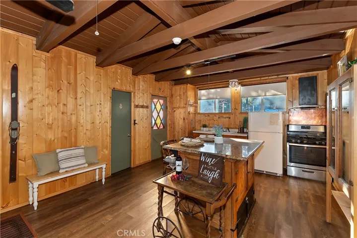 208 Muroc Drive, Big Bear City, California 92314