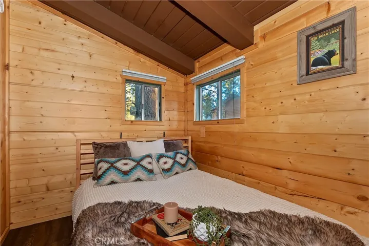 208 Muroc Drive, Big Bear City, California 92314