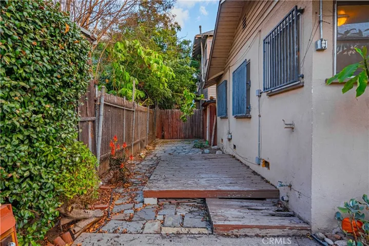 2303 Hancock Street, Los Angeles, California 90031