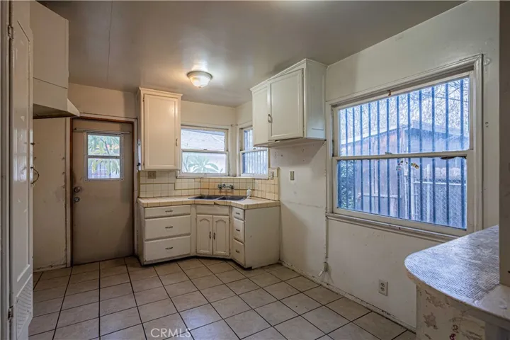 2303 Hancock Street, Los Angeles, California 90031