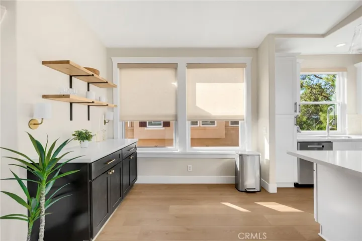Extra cabinets and eating area