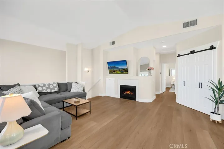 Beautiful new LVP flooring