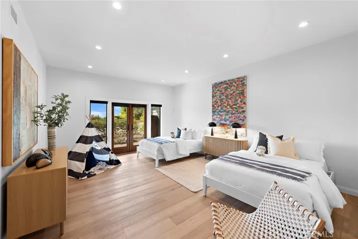 2335 Hillview Drive, Laguna Beach, California 92651