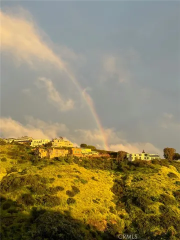 2335 Hillview Drive, Laguna Beach, California 92651
