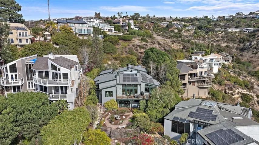 2335 Hillview Drive, Laguna Beach, California 92651