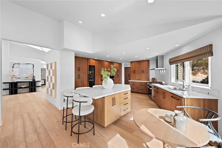 2335 Hillview Drive, Laguna Beach, California 92651