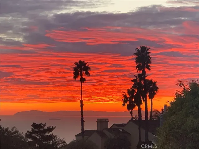 2335 Hillview Drive, Laguna Beach, California 92651