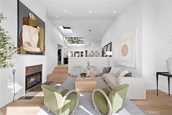 2335 Hillview Drive, Laguna Beach, California 92651