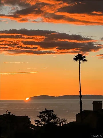 2335 Hillview Drive, Laguna Beach, California 92651