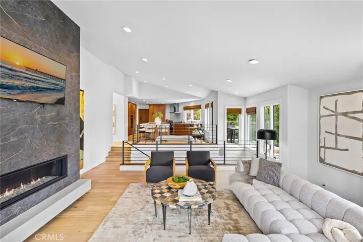 2335 Hillview Drive, Laguna Beach, California 92651