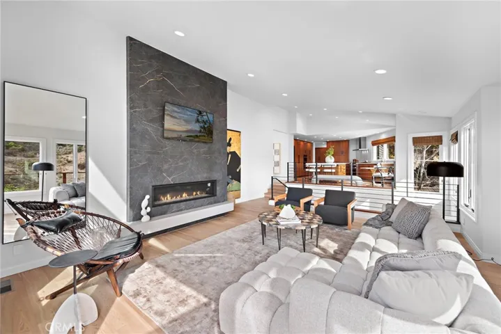 2335 Hillview Drive, Laguna Beach, California 92651