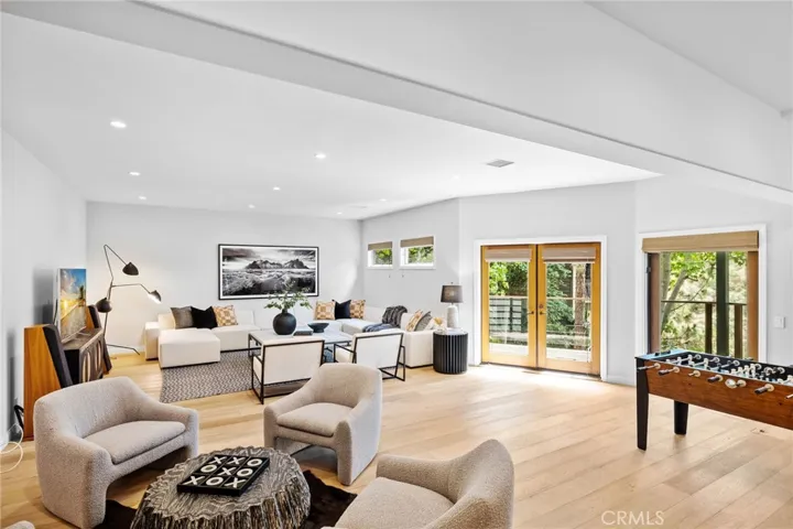 2335 Hillview Drive, Laguna Beach, California 92651