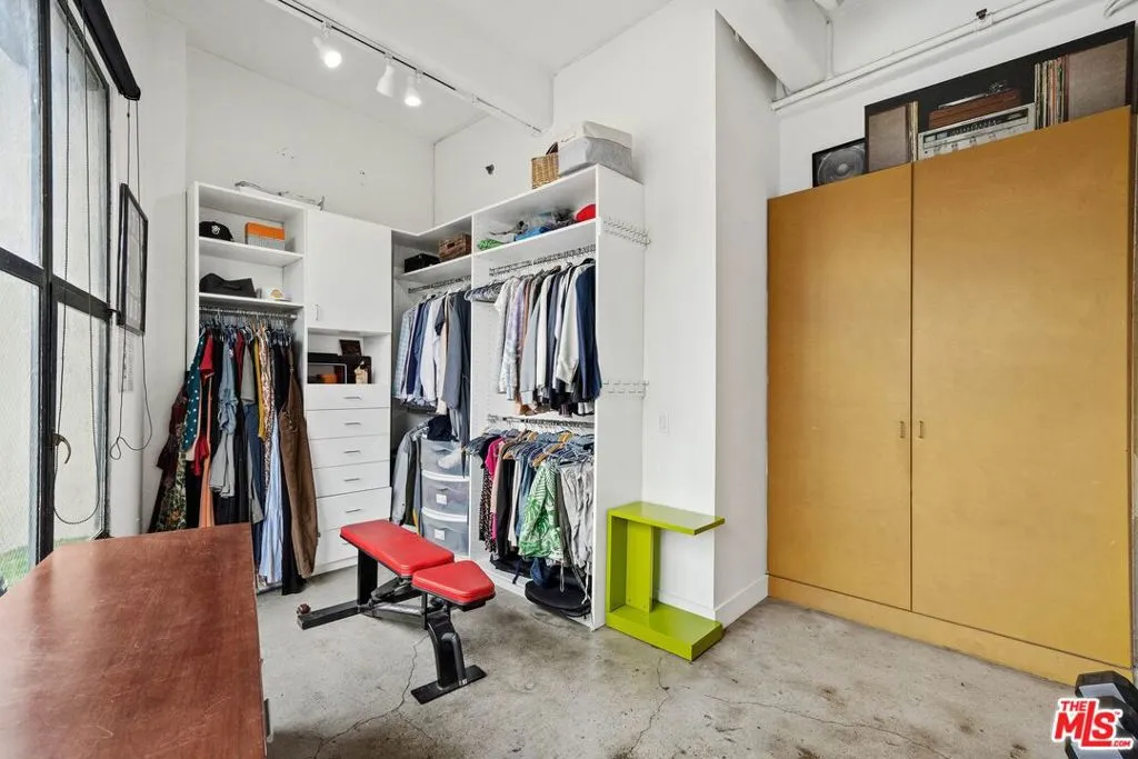 814 S Spring Street 5, Los Angeles, California 90014 home-pic-28