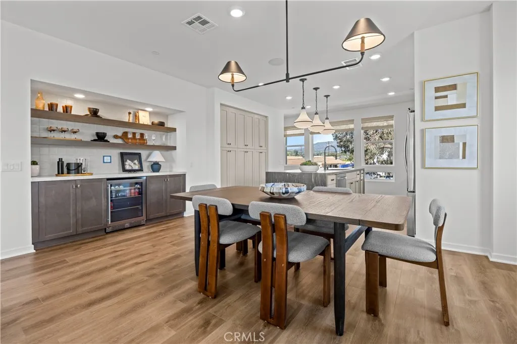 1090 Foothill Boulevard, Claremont, California 91711 home-pic-3