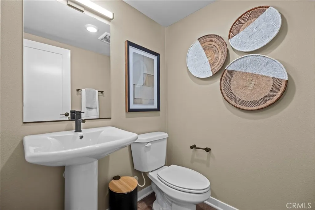 1090 Foothill Boulevard, Claremont, California 91711 home-pic-6