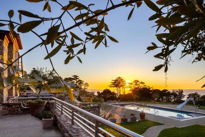 72 Fern Canyon Road, Carmel, California 93923