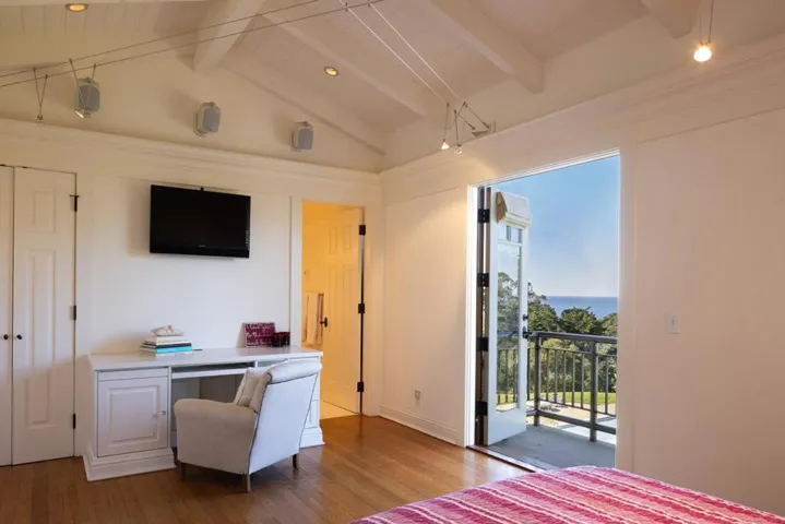 72 Fern Canyon Road, Carmel, California 93923