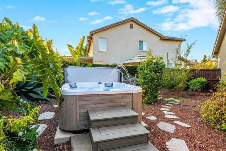 532 Blue Jay, Oceanside, California 92058