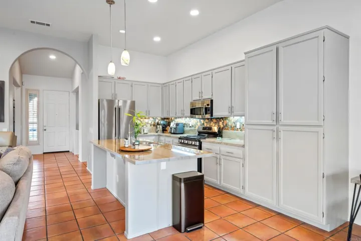 532 Blue Jay, Oceanside, California 92058