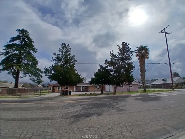 25488 Fairview Avenue, Hemet, California 92544