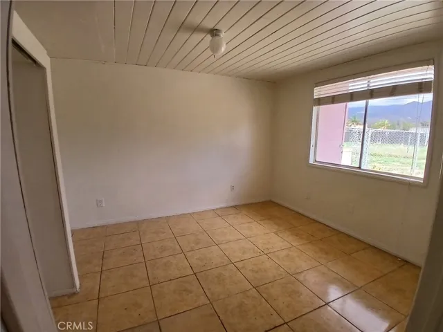 25488 Fairview Avenue, Hemet, California 92544