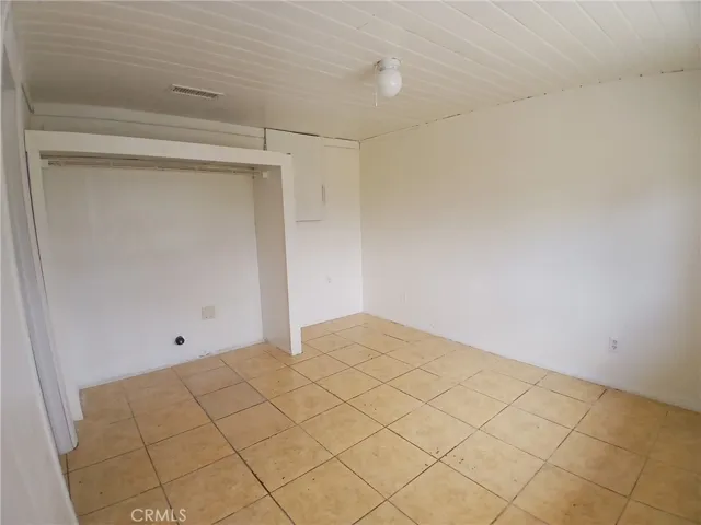 25488 Fairview Avenue, Hemet, California 92544