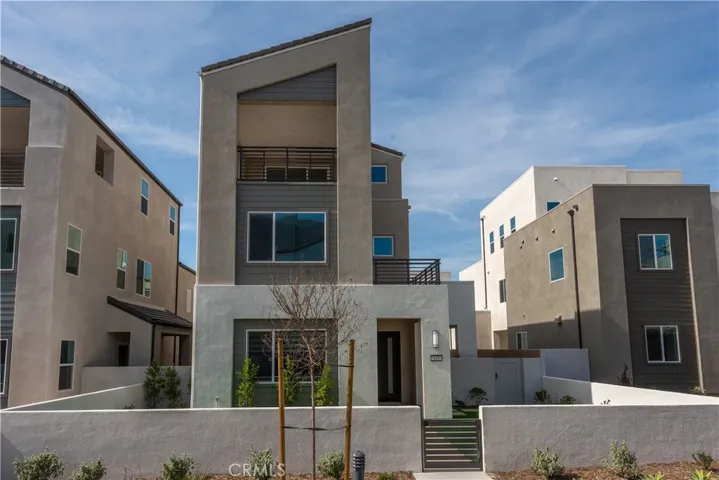 149 Sawbuck, Irvine, California 92618