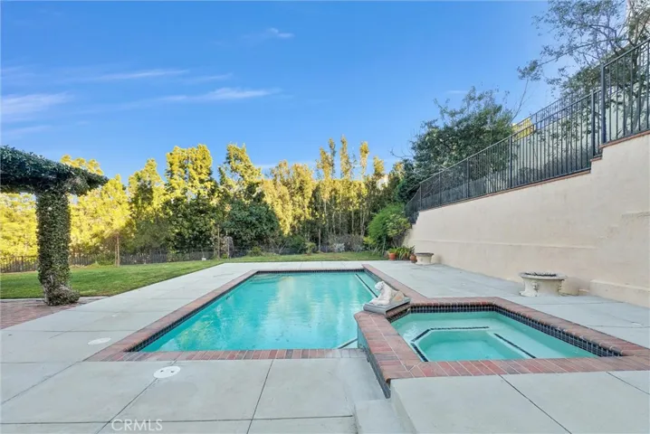 350 S Whitestone Drive, Anaheim Hills, California 92807