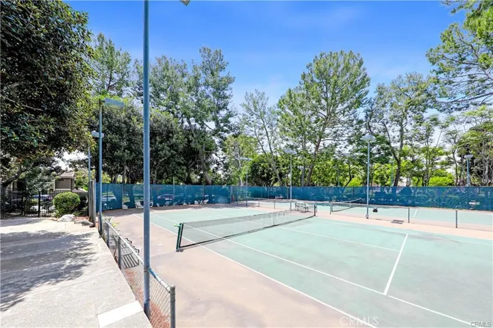 54 Lakepines, Irvine, California 92620