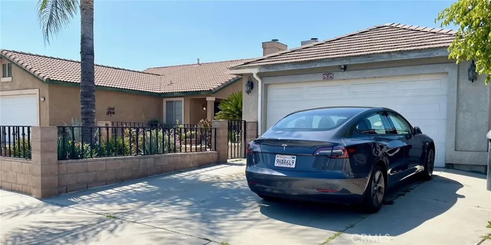 585 Award Drive, Colton, California 92324