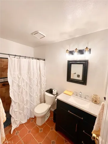 585 Award Drive, Colton, California 92324