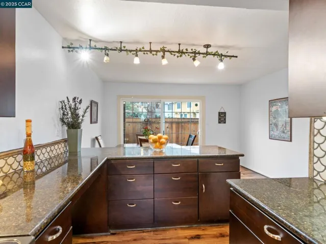 1035 View Dr, Richmond, California 94803