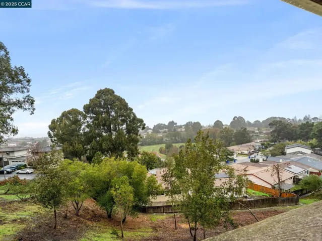 1035 View Dr, Richmond, California 94803
