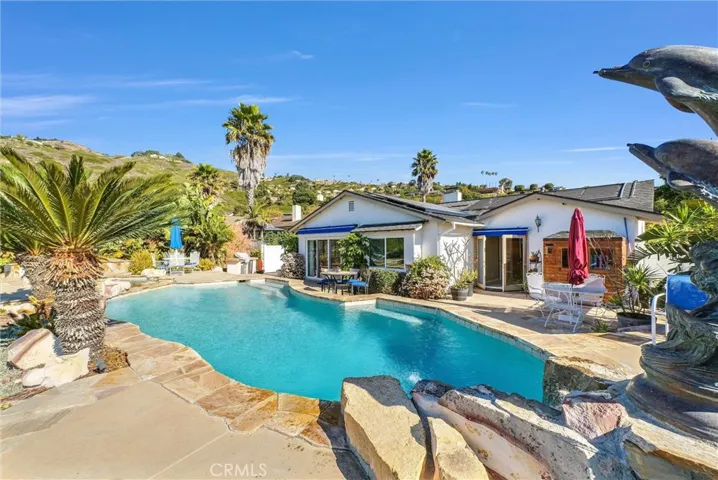32241 Sea Raven Drive, Rancho Palos Verdes, California 90275