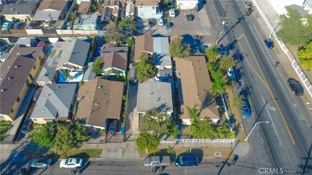 1259 E 78th Street, Los Angeles, California 90001 home-pic-11