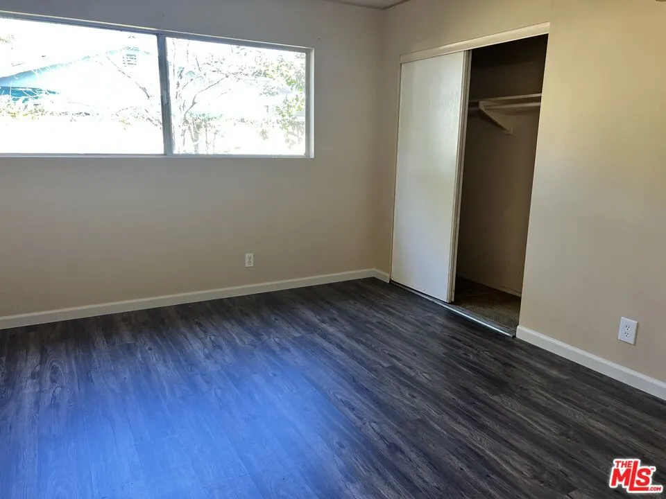 2513 W Fulcrum Place, Anaheim, California 92804 home-pic-16