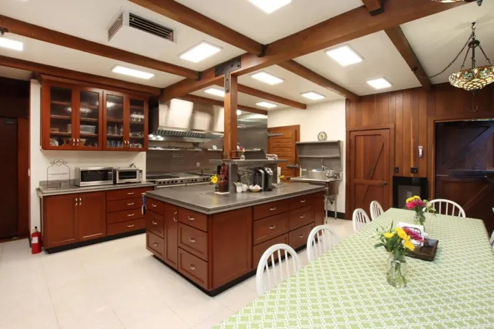 16770 Redwood Lodge Road, Los Gatos, California 95033