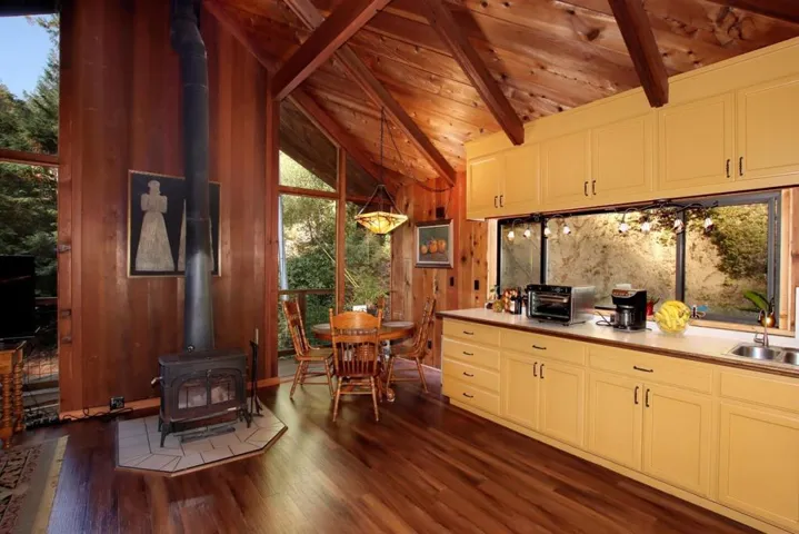 16770 Redwood Lodge Road, Los Gatos, California 95033