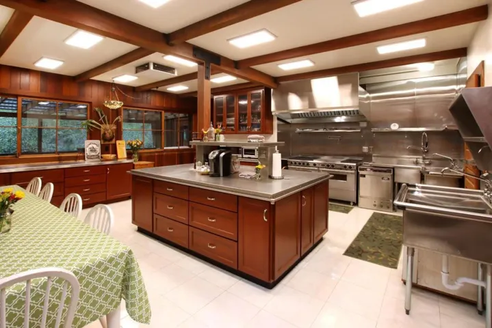 16770 Redwood Lodge Road, Los Gatos, California 95033