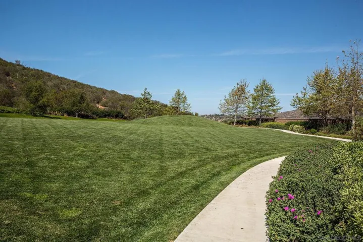 3432 Corte Altura, Carlsbad, California 92009