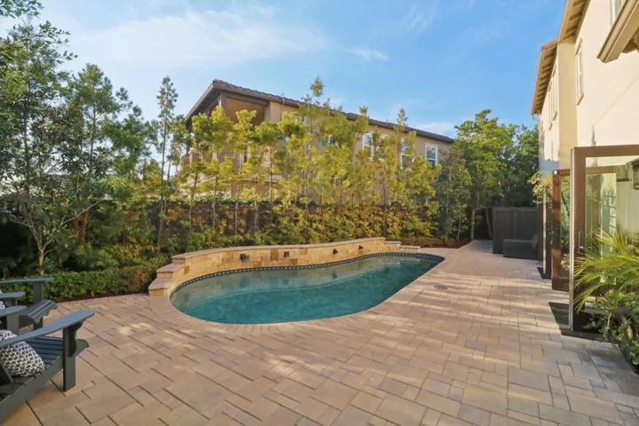 3432 Corte Altura, Carlsbad, California 92009