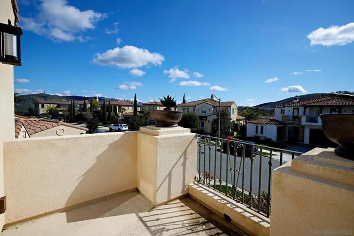3432 Corte Altura, Carlsbad, California 92009