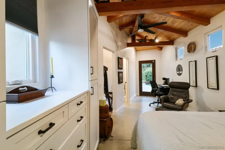 3432 Corte Altura, Carlsbad, California 92009