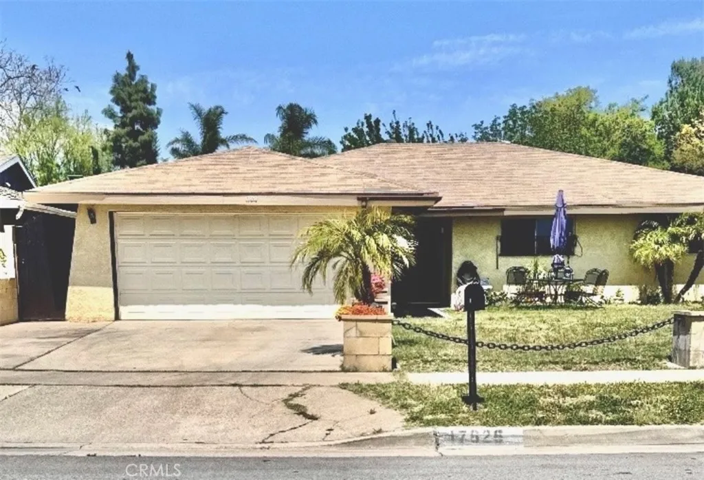 17626 Orange Court, Fontana, California 92335 home-pic-0