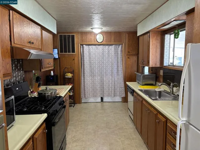 Roomy Kitchen/Laundry Curtain