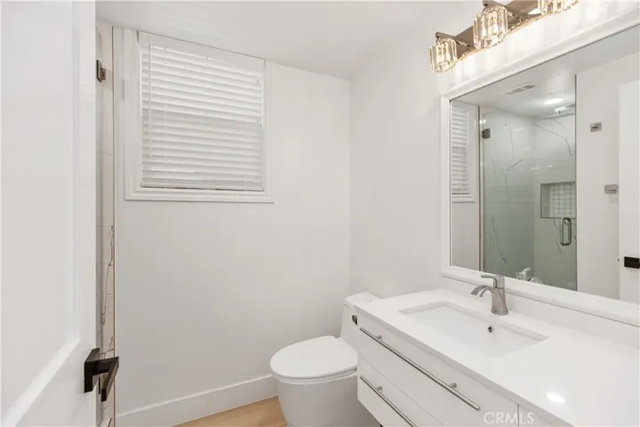 19 Tierra Vista, Laguna Hills, California 92653